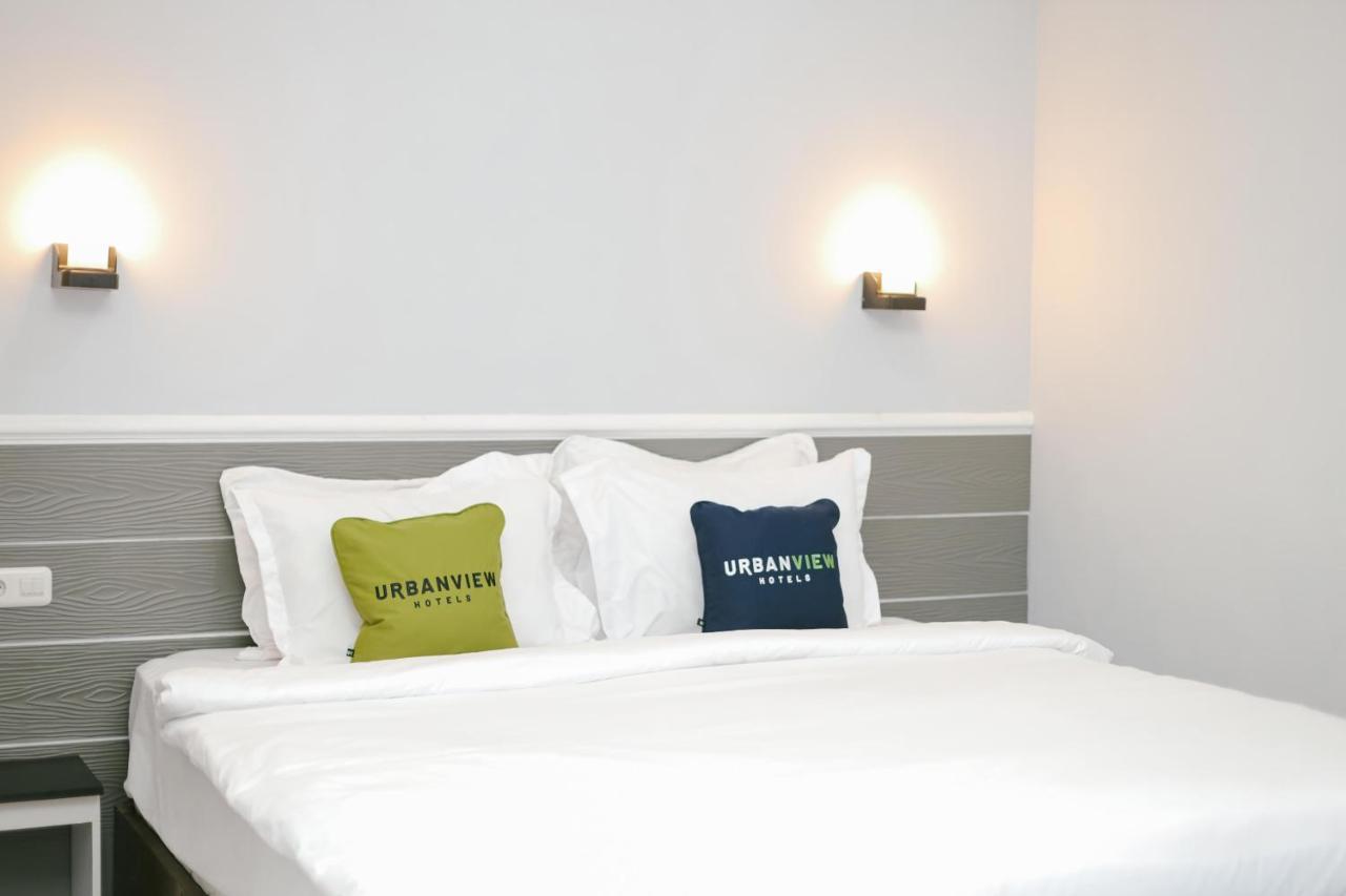 Urbanview B Syariah Lumajang By Reddoorz Hotel Buitenkant foto